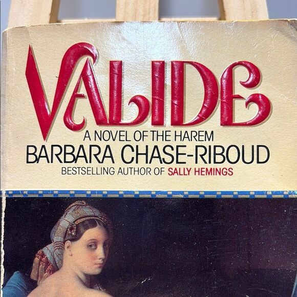 Valide by Barbara Chase-Riboud - Mixed Media Art with Red and Blue Accents - Picture 2 of 5